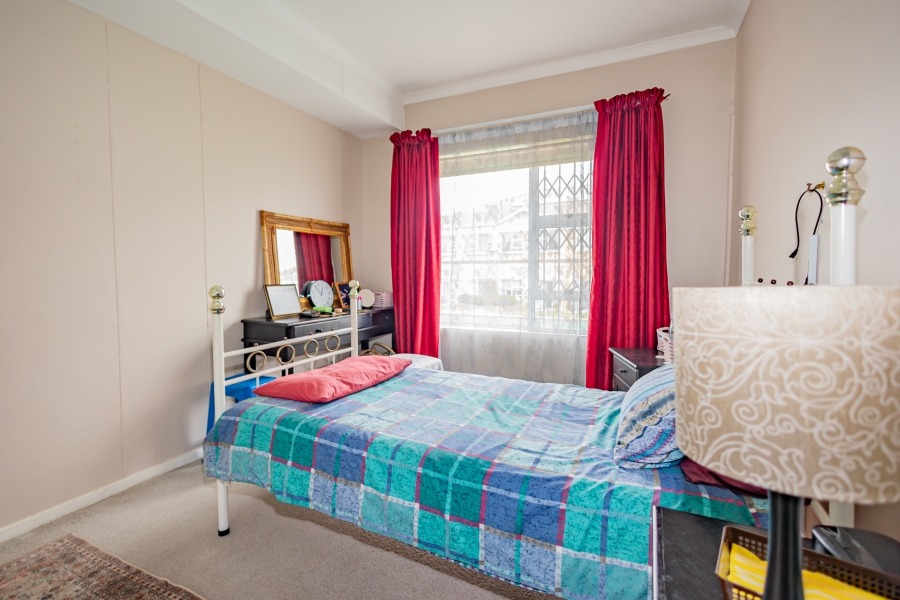 2 Bedroom Property for Sale in Welgelegen Western Cape